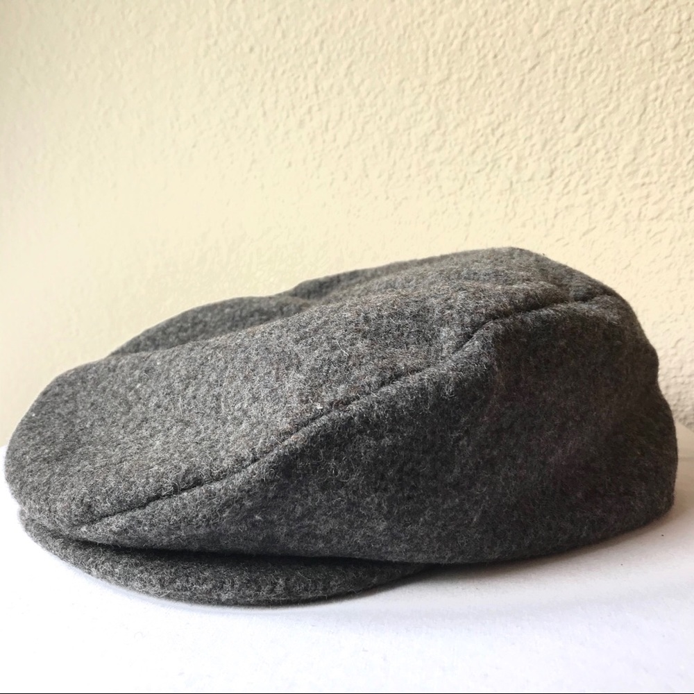 Gray & Brown Drivers Cap